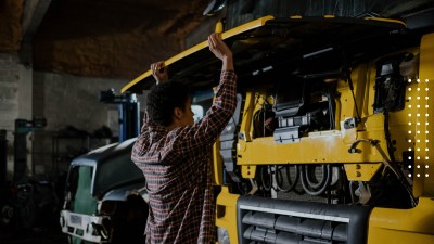 logistics driver